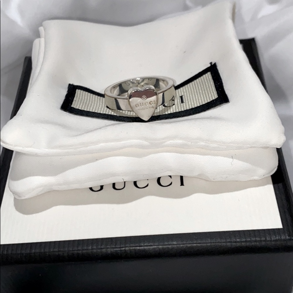 🤍 GUCCI HEART RING 🤍